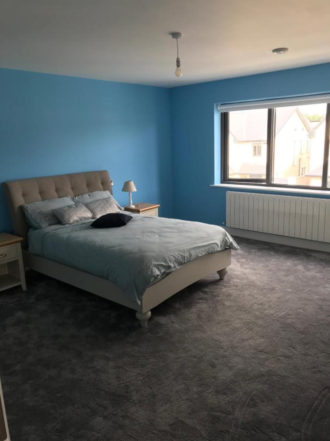 1 Luxurious Room In Family Home Кілларні Екстер'єр фото