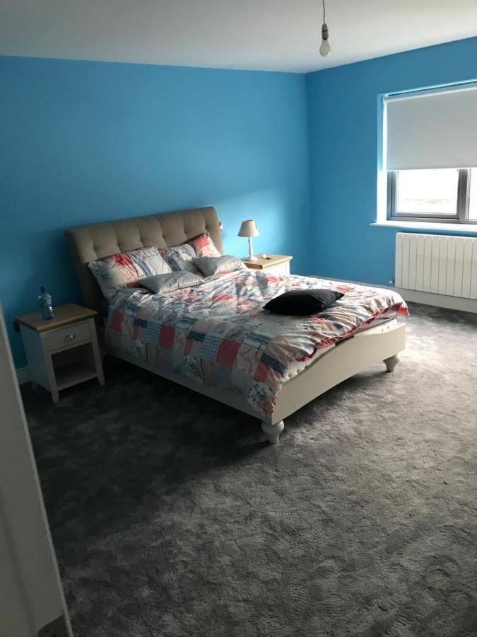1 Luxurious Room In Family Home Кілларні Екстер'єр фото